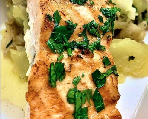 The Spicy Olive's Herb Vinaigrette Salmon